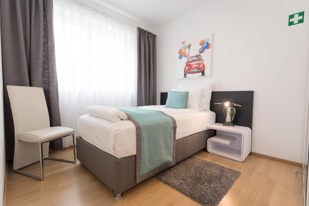 Mar Suite Apartments - Center Bécs Kültér fotó