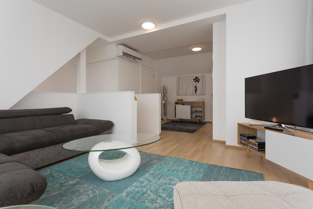 Mar Suite Apartments - Center Bécs Kültér fotó