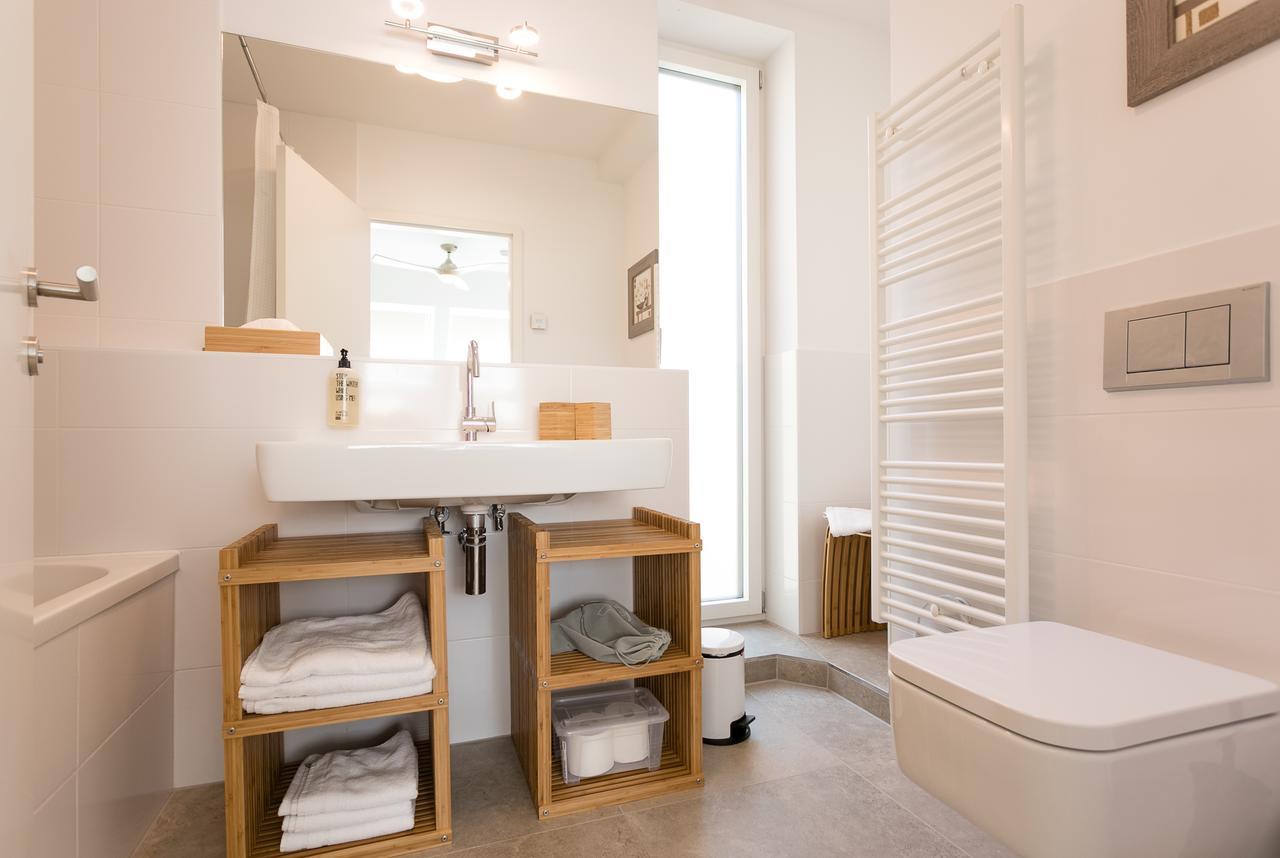 Mar Suite Apartments - Center Bécs Kültér fotó